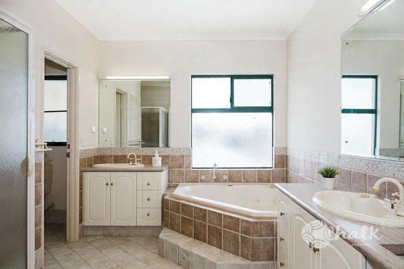 Photo - 166 Penguin Road, Safety Bay WA 6169 - Image 26