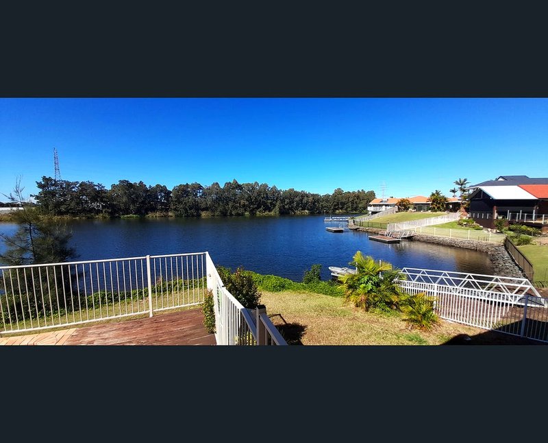 Photo - 166 Port Jackson Boulevard, Clear Island Waters QLD 4226 - Image 1