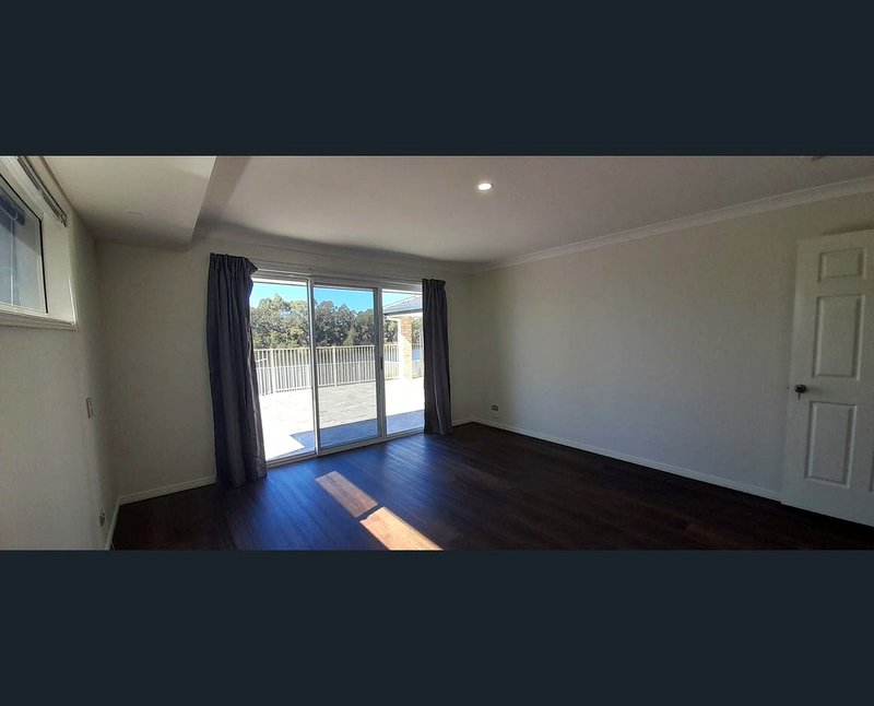 Photo - 166 Port Jackson Boulevard, Clear Island Waters QLD 4226 - Image 13