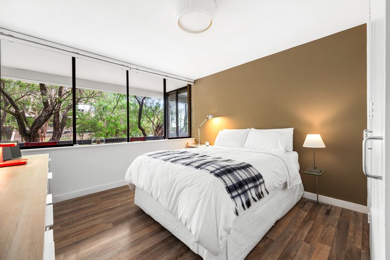 Photo - 1/66 Shirley Road, Wollstonecraft NSW 2065 - Image 3