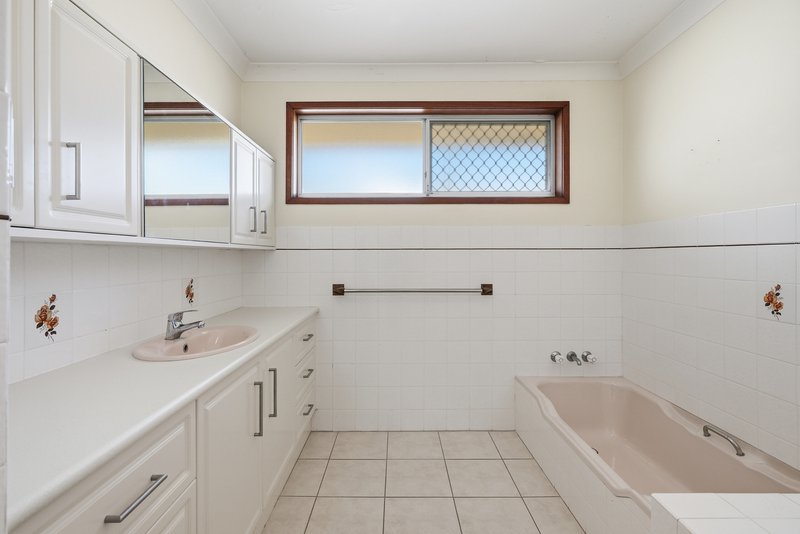 Photo - 166 Tahiti Avenue, Palm Beach QLD 4221 - Image 19