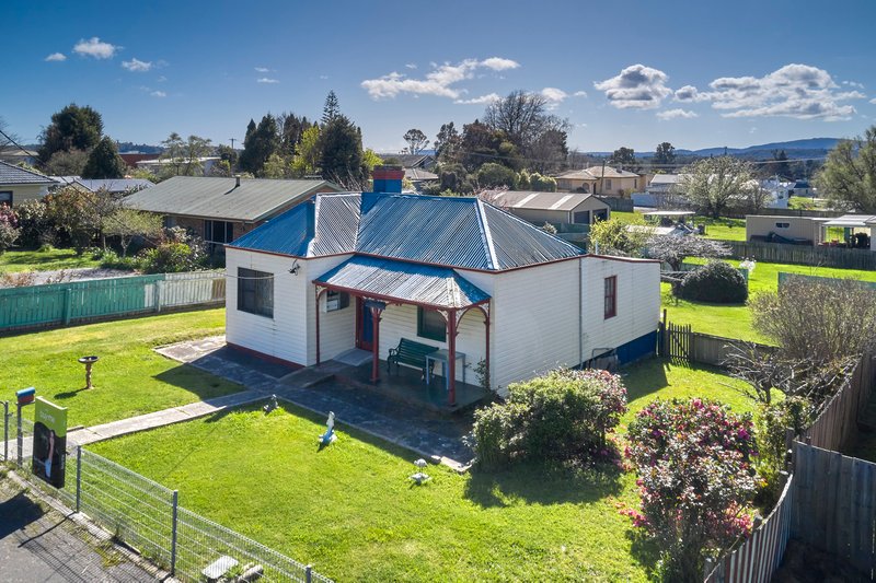 Photo - 166 Weld Street, Beaconsfield TAS 7270 - Image 5