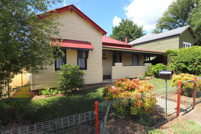 166 Wentworth Street, Glen Innes NSW 2370