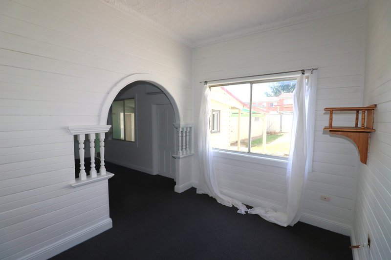 Photo - 166 Wentworth Street, Glen Innes NSW 2370 - Image 5