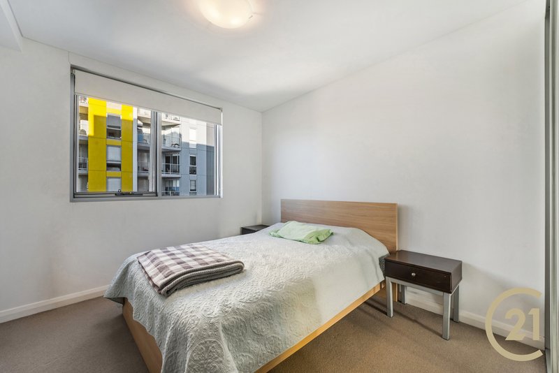 Photo - 166/2 Browne Parade, Warwick Farm NSW 2170 - Image 6