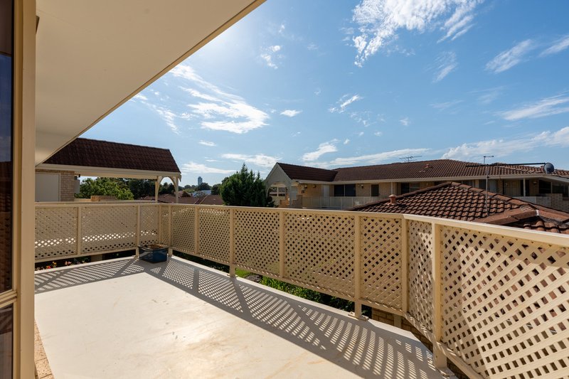 Photo - 16/68 Coode , South Perth WA 6151 - Image 3