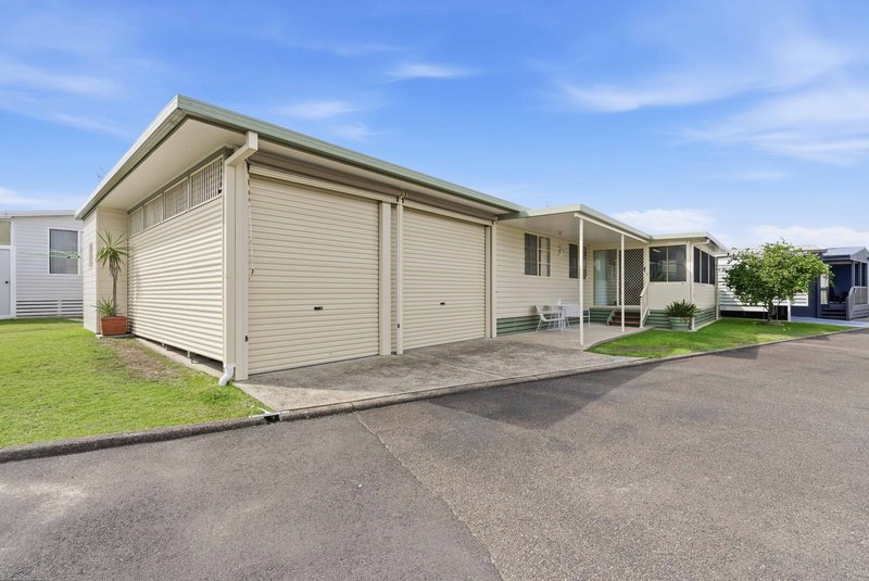 Photo - 166/81 Kalaroo Road, Redhead NSW 2290 - Image 1