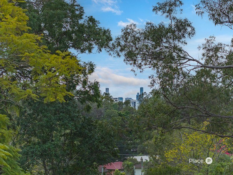 Photo - 166A Jesmond Road, Indooroopilly QLD 4068 - Image 10