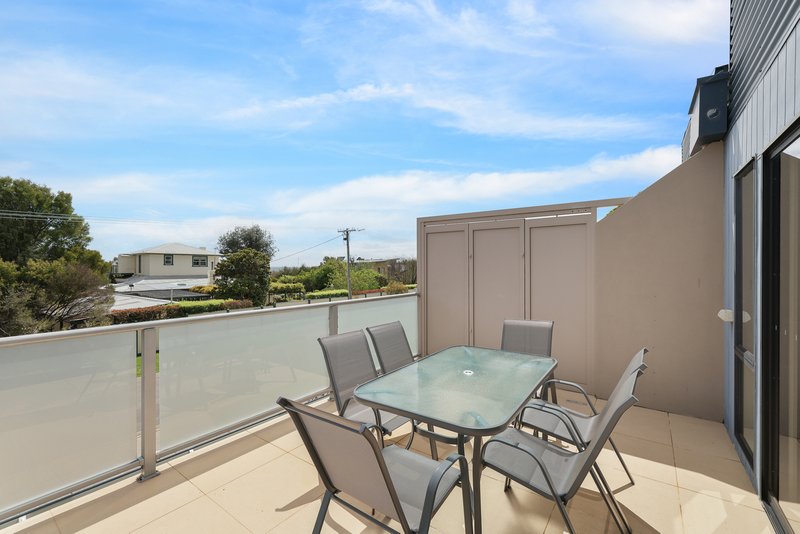 Photo - 16/7 Beach Street, Cowes VIC 3922 - Image 15