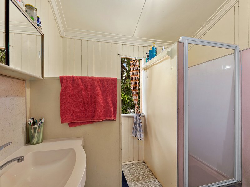 Photo - 167 Brisbane Road, Booval QLD 4304 - Image 11