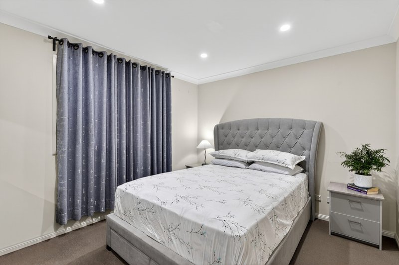 Photo - 1/67 Canterbury Road, Glenfield NSW 2167 - Image 8