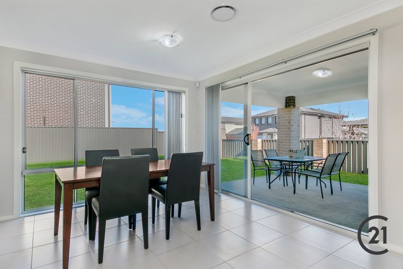 Photo - 167 Elara Boulevard, Marsden Park NSW 2765 - Image 4