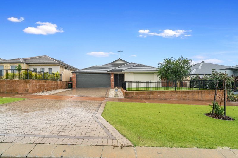 Photo - 167 Frankland Avenue, Hammond Park WA 6164 - Image 2