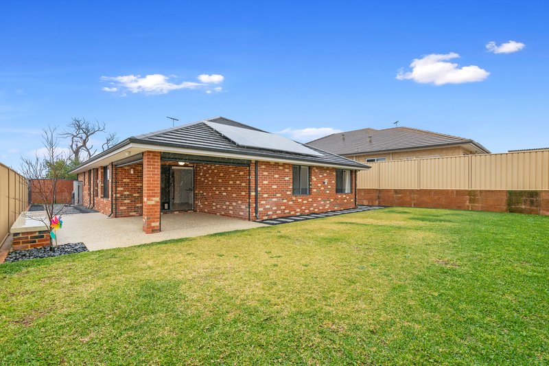 Photo - 167 Frankland Avenue, Hammond Park WA 6164 - Image 14