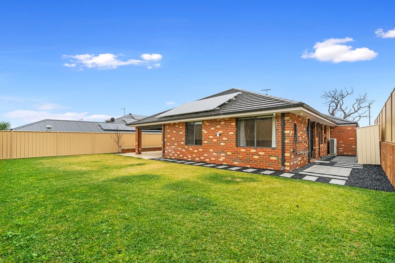 Photo - 167 Frankland Avenue, Hammond Park WA 6164 - Image 15