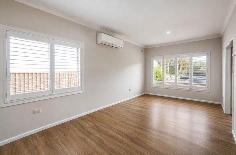 Photo - 167 Girraween Road, Girraween NSW 2145 - Image 2