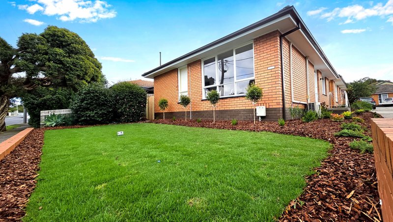 Photo - 1/67 Livingstone Street, Ivanhoe VIC 3079 - Image 10
