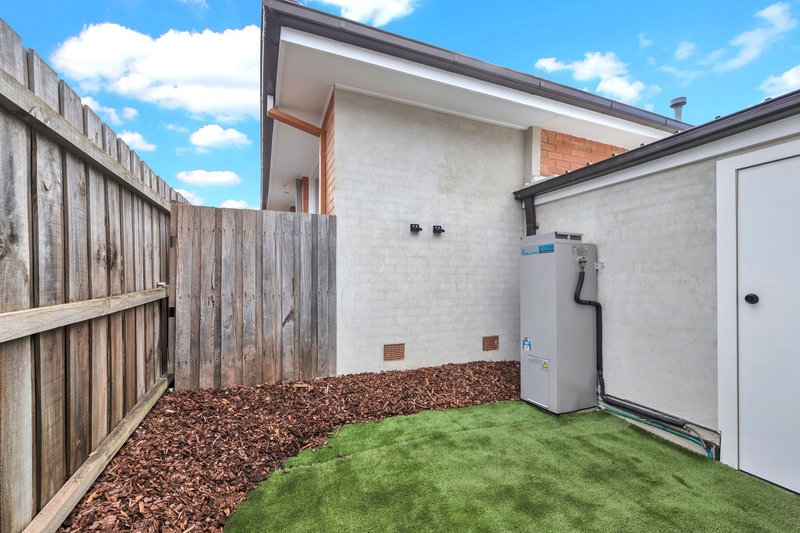 Photo - 1/67 Livingstone Street, Ivanhoe VIC 3079 - Image 13
