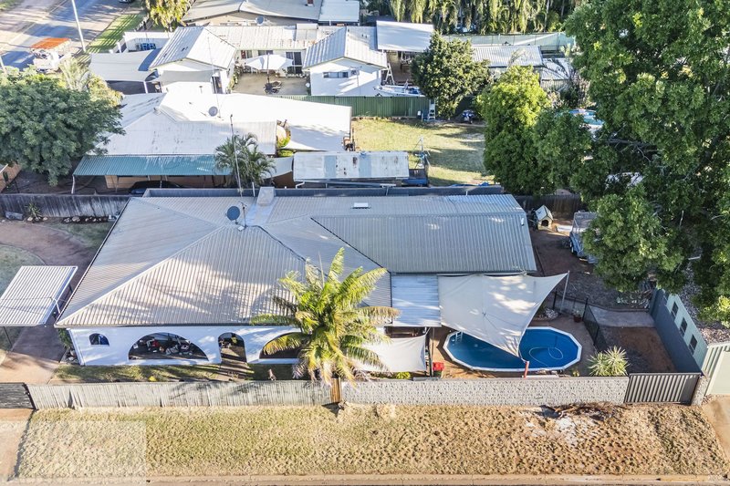 Photo - 167 Miles Street, Mount Isa QLD 4825 - Image 2