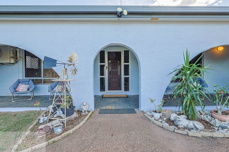 Photo - 167 Miles Street, Mount Isa QLD 4825 - Image 4