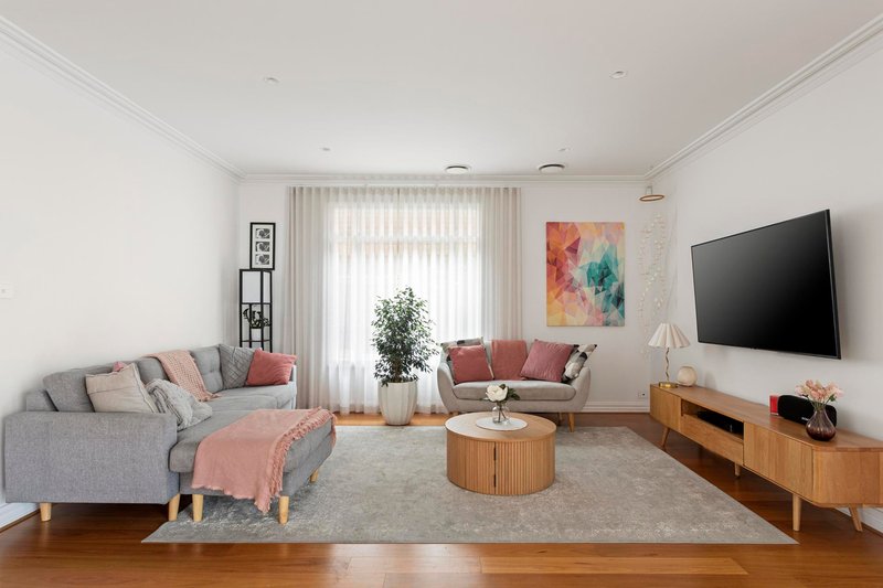 Photo - 167 Osborne Street, Williamstown VIC 3016 - Image 2