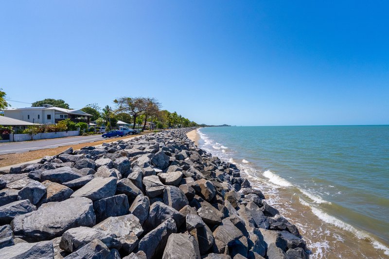 Photo - 167 O'Shea Esplanade, Machans Beach QLD 4878 - Image 34