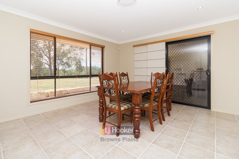 Photo - 167 Peppertree Drive, Jimboomba QLD 4280 - Image 7