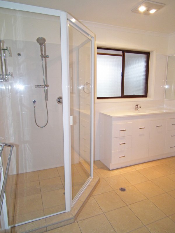 Photo - 1/67 Wallace Street, Chermside QLD 4032 - Image 4