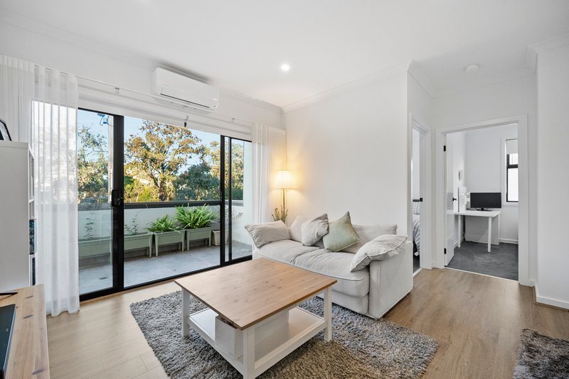 Photo - 1/674 Stud Road, Scoresby VIC 3179 - Image 8