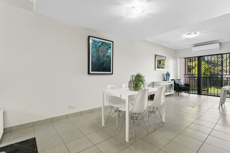 Photo - 16/76-78 Mountford Avenue, Guildford NSW 2161 - Image 2