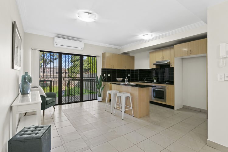 Photo - 16/76-78 Mountford Avenue, Guildford NSW 2161 - Image 4