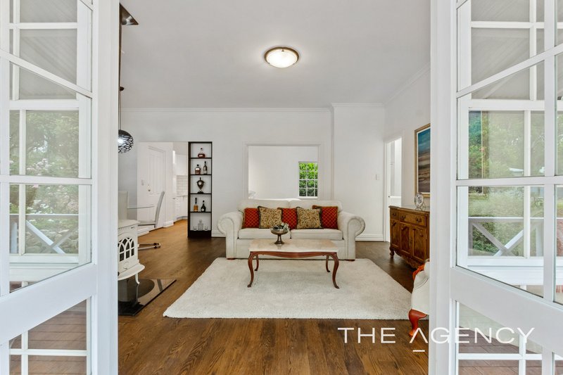 Photo - 1/6775 Great Eastern Highway, Mundaring WA 6073 - Image 2