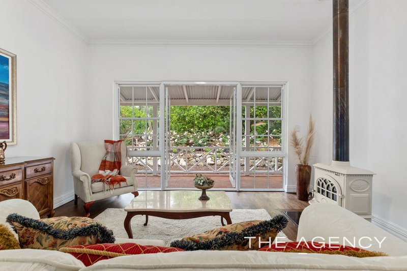 Photo - 1/6775 Great Eastern Highway, Mundaring WA 6073 - Image 3