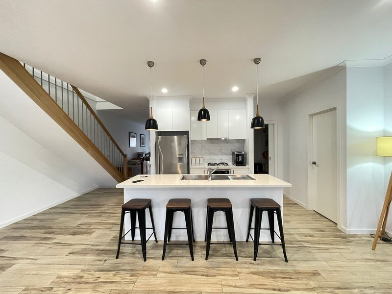 Photo - 16/78 Saltlake Boulevard, Wollert VIC 3750 - Image 3