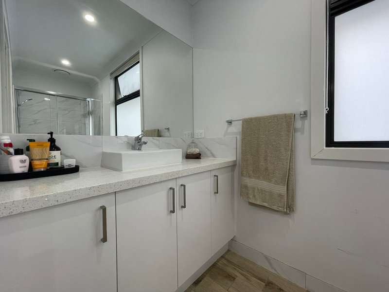 Photo - 16/78 Saltlake Boulevard, Wollert VIC 3750 - Image 6