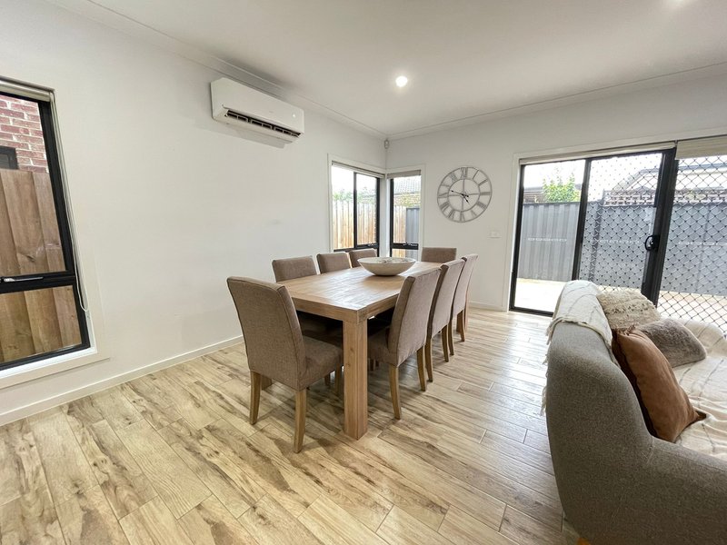 Photo - 16/78 Saltlake Boulevard, Wollert VIC 3750 - Image 12