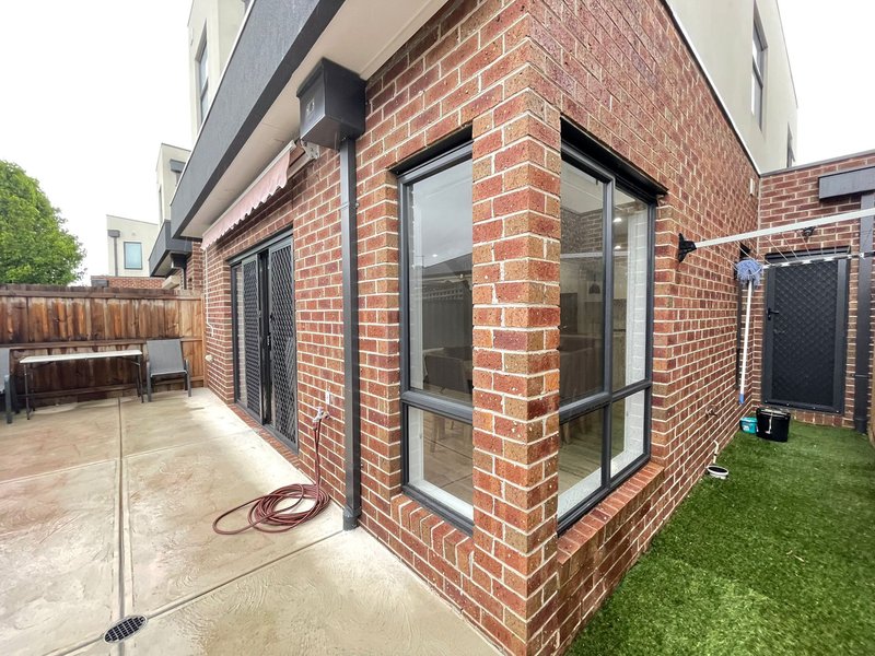 Photo - 16/78 Saltlake Boulevard, Wollert VIC 3750 - Image 15