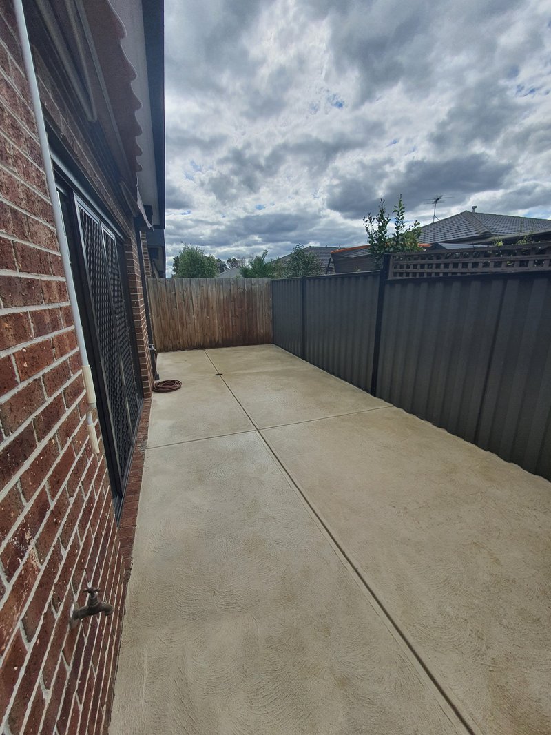 Photo - 16/78 Saltlake Boulevard, Wollert VIC 3750 - Image 16