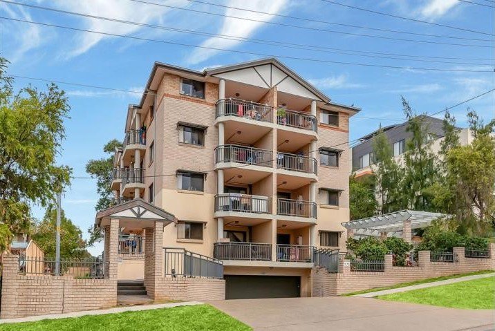 16/8-10 Clifton Street, Blacktown NSW 2148