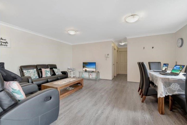 Photo - 16/8-10 Clifton Street, Blacktown NSW 2148 - Image 3