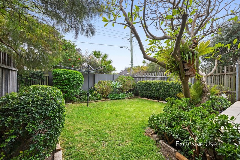 Photo - 1/68 Adams Street, Curl Curl NSW 2096 - Image 2