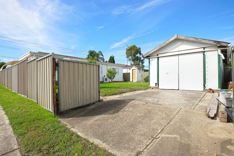 Photo - 168 Carpenter Street, Colyton NSW 2760 - Image 10