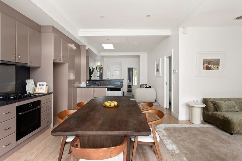 Photo - 168 Evans Street, Port Melbourne VIC 3207 - Image 3