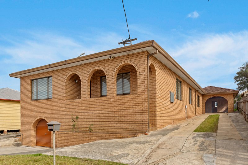 Photo - 1/68 Gladstone Avenue, Wollongong NSW 2500 - Image 2