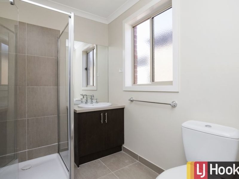 Photo - 168 Greens Road, Wyndham Vale VIC 3024 - Image 8