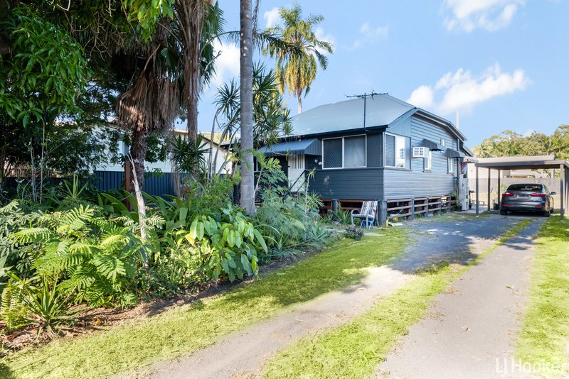 Photo - 168 Horton Street, Koongal QLD 4701 - Image 2