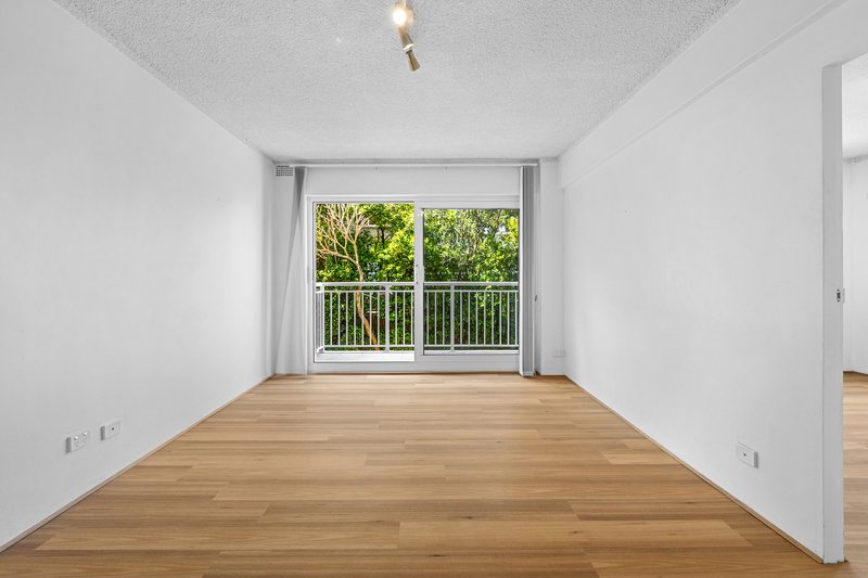 Photo - 1/68 Howard Avenue, Dee Why NSW 2099 - Image 3