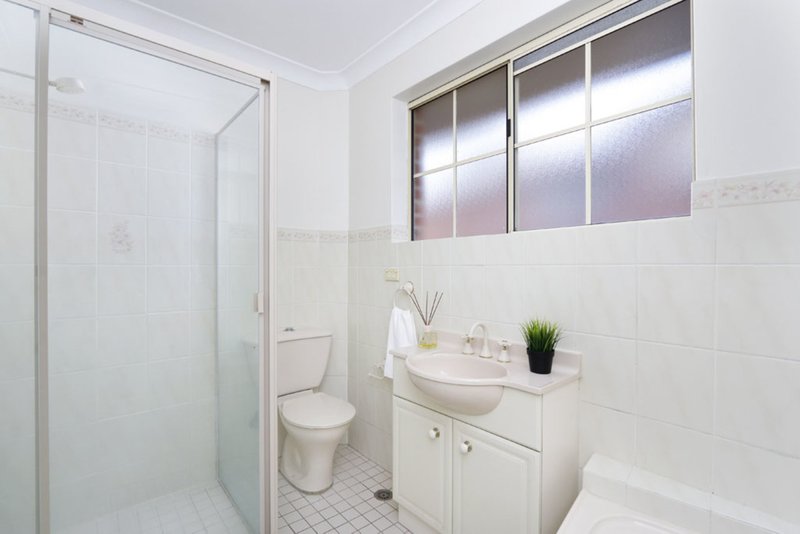 Photo - 168 Hurstville Road (Aka 2/35 Wonoona Pde East) , Oatley NSW 2223 - Image 7