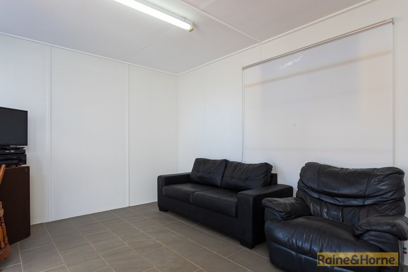 Photo - 168 James Street, Redland Bay QLD 4165 - Image 7