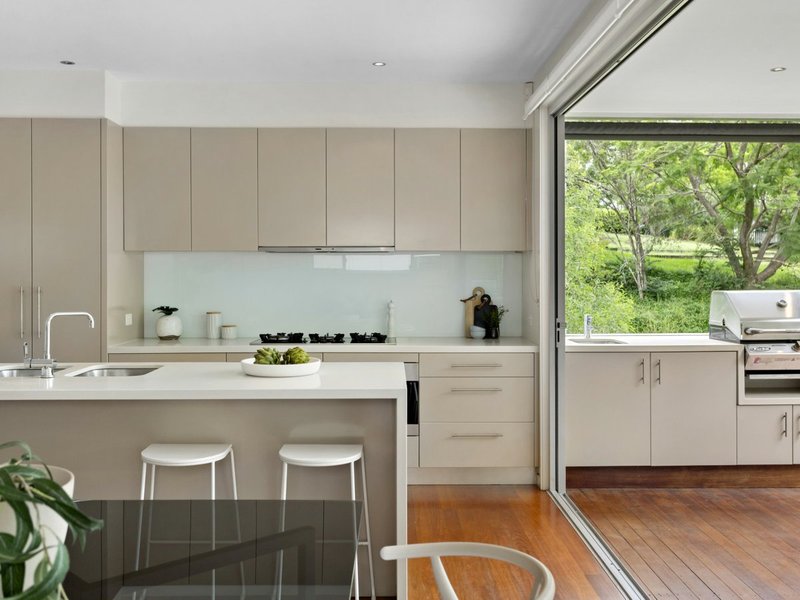 Photo - 168 Jesmond Road, Indooroopilly QLD 4068 - Image 3